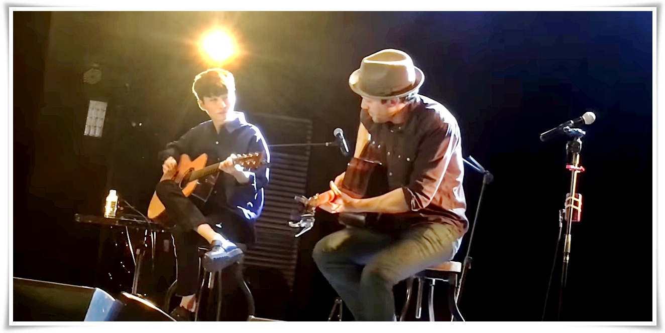 With or Without You – 鄭承河 & Trace Bundy